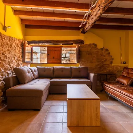 Villa El Cau De *